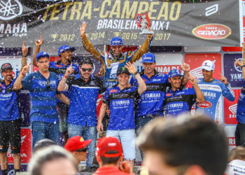 Carlos Campano é campeão do Brasileiro de Motocross 2017