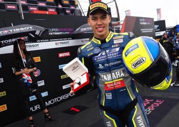 Ton Kawakami faz história ao ser o primeiro brasileiro a conquistar a Pole Position no Mundial de Superbike 300