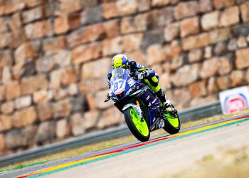 Irmãos Kawakami, da Yamaha Racing Brasil, fazem história na abertura da temporada 2021 do WorldSSP300