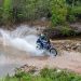 Planeta Terra em destaque com motocross e rally – Giro Azul 007