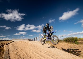 Vitória da Yamaha no segundo dia do Sertões 2021