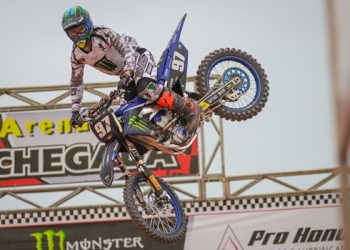 Yamaha vence com Pepê Bueno na abertura do Arena Cross 2021