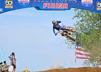 Eli Tomac domina e se torna favorito ao título do AMA Motocross 2022