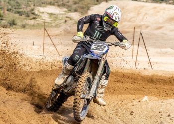 Fábio Santos sobe no pódio na 4ª rodada do Espanhol de Motocross