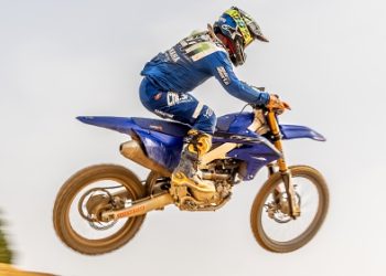 Paulo Alberto vence e se mantém invicto no Português de Motocross