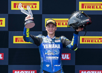 Turquinho Jr. sobe ao pódio após 14 ultrapassagens no Mundial de SuperBike