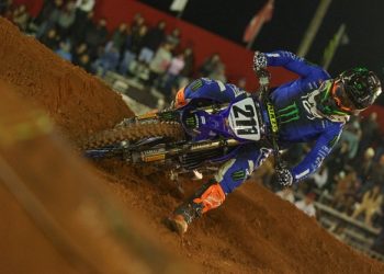 Yamaha disputa rodada final do Arena Cross em busca do título nas duas principais categorias