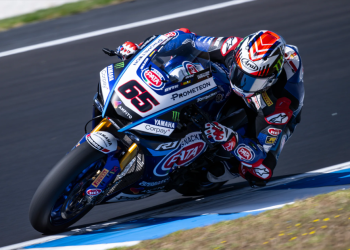 Pata Prometeon Yamaha está pronta para lutar pelo título do Mundial de SuperBike 2024