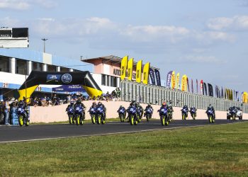 É AGORA! Vai começar o Yamalube R3 bLU cRU América Latina 2024