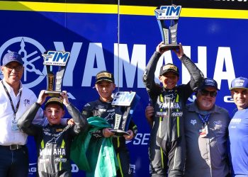 Brasileiros dominam segunda etapa da Yamaha R15 bLU cRU América Latina
