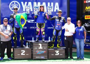 Yamalube R3 bLU cRU América Latina tem disputa quente em Goiânia