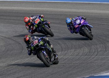 Monster Energy Yamaha MotoGP Team enfrenta calor escaldante no GP da Tailândia