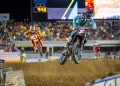 Cooper Webb, da Yamaha, vence e amplia vantagem na liderança no AMA Supercross 2025 a duas rodadas do fim do campeonato
