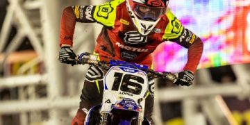 Yamaha se destaca no primeiro dia do Arena Cross Brasil 2025 em Interlagos