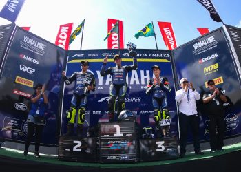 Brasileiros dominam a segunda etapa do Yamalube R3 BLU CRU América Latina