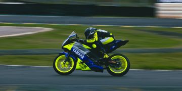 Pilotos do Yamaha R15 BLU CRU América Latina chegam a Curvelo para a quarta etapa