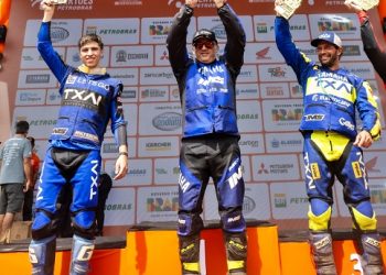 Pilotos Yamaha se destacam no Sertões 2025 e são premiados pelo programa BLU CRU