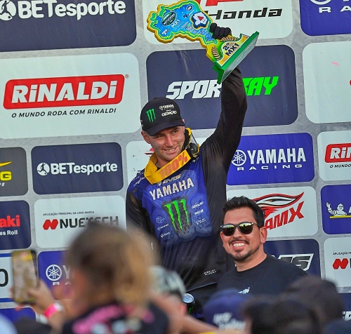 Fábio Santos, da Yamaha, encosta na liderança do Brasileiro de Motocross após rodada em Brumadinho