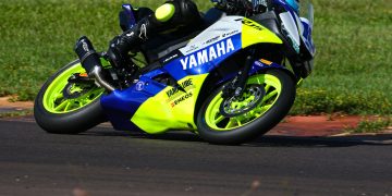 Pilotos do Yamaha R15 BLU CRU América Latina disputam penúltima etapa em busca do título